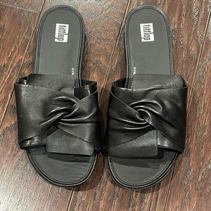 FitFlop Gracie Soft Twist Slide Sandal Women Open Toe Black Size US10